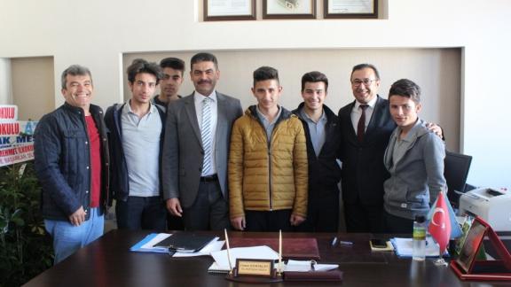 Bucak Şehit Ayfer Gök Anadolu Lisesi Nike Halı Saha Ligi İl Birincisi oldu.